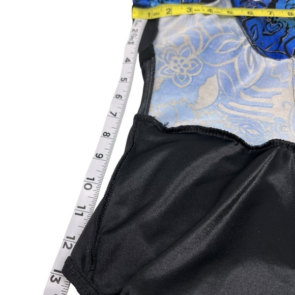 Inches Away Black Blue Print One Piece Swimsuit Swim Dress Size 12 Slimming - Picture 12 of 15